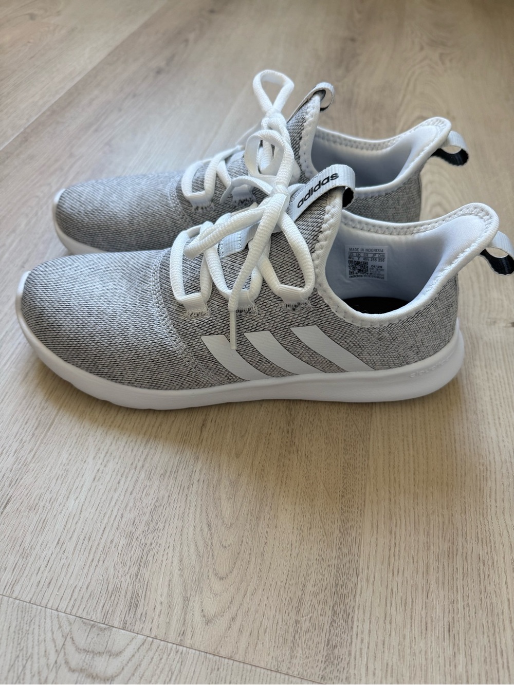 Adidas Women's Cloudfoam Pure 2.0 Size 8.5 NWOT New